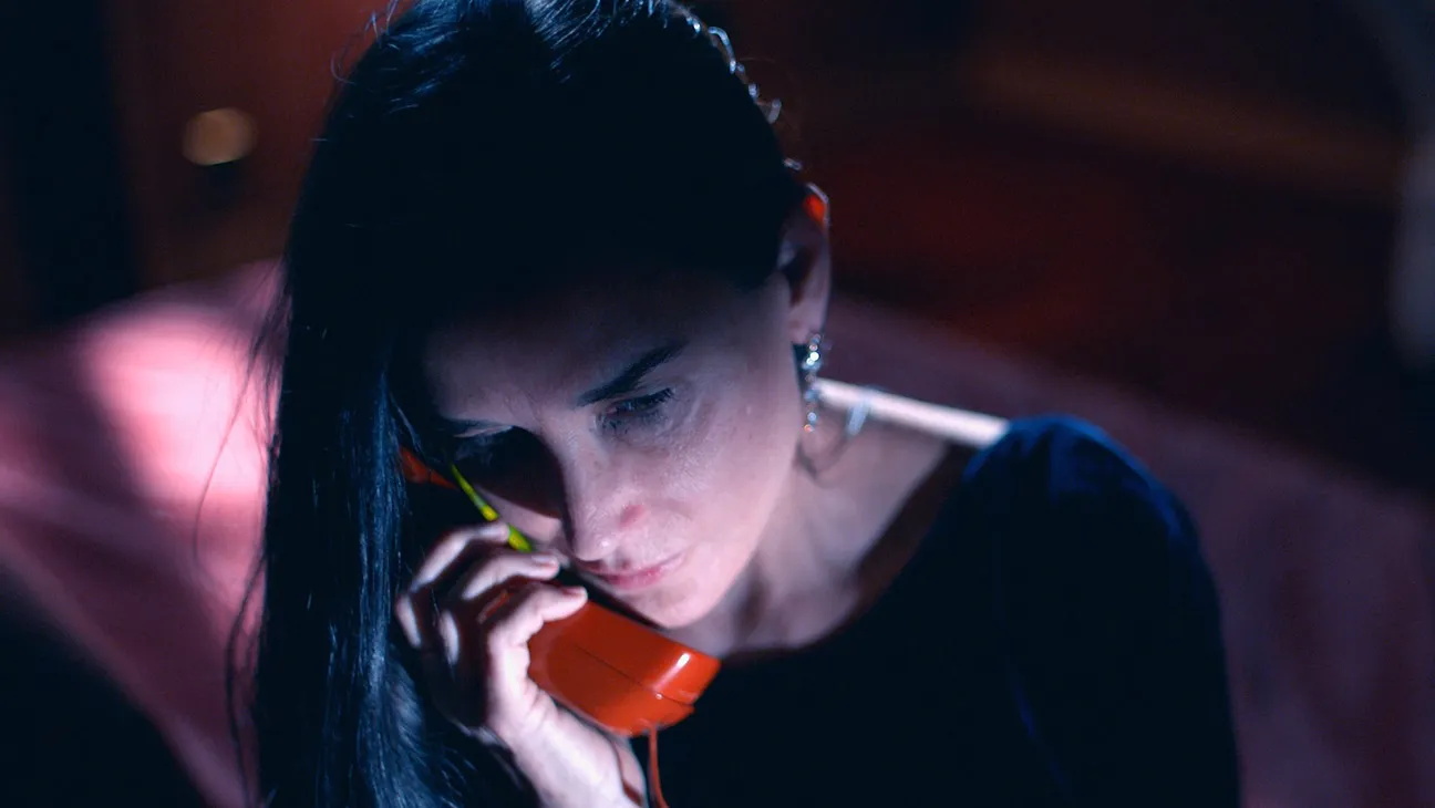 Demi Moore estrela filme de terror feminista em Cannes