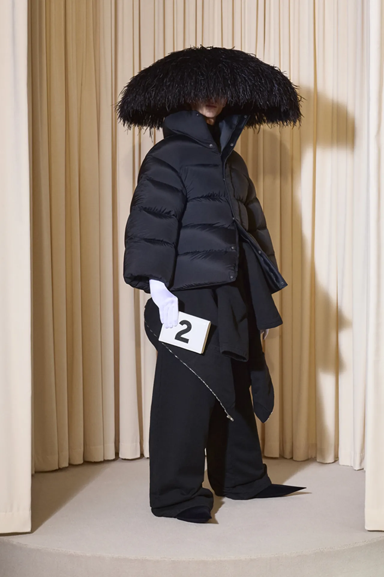 00002-balenciaga-fall-24-couture-credit-brand