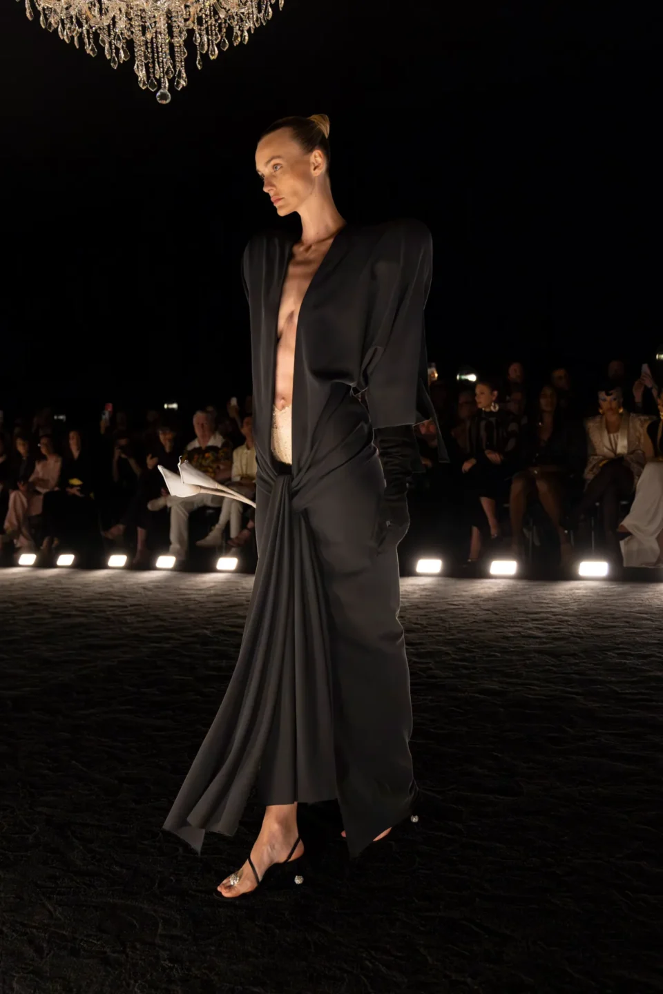 00002-schiaparelli-fall-2024-couture-credit-brand