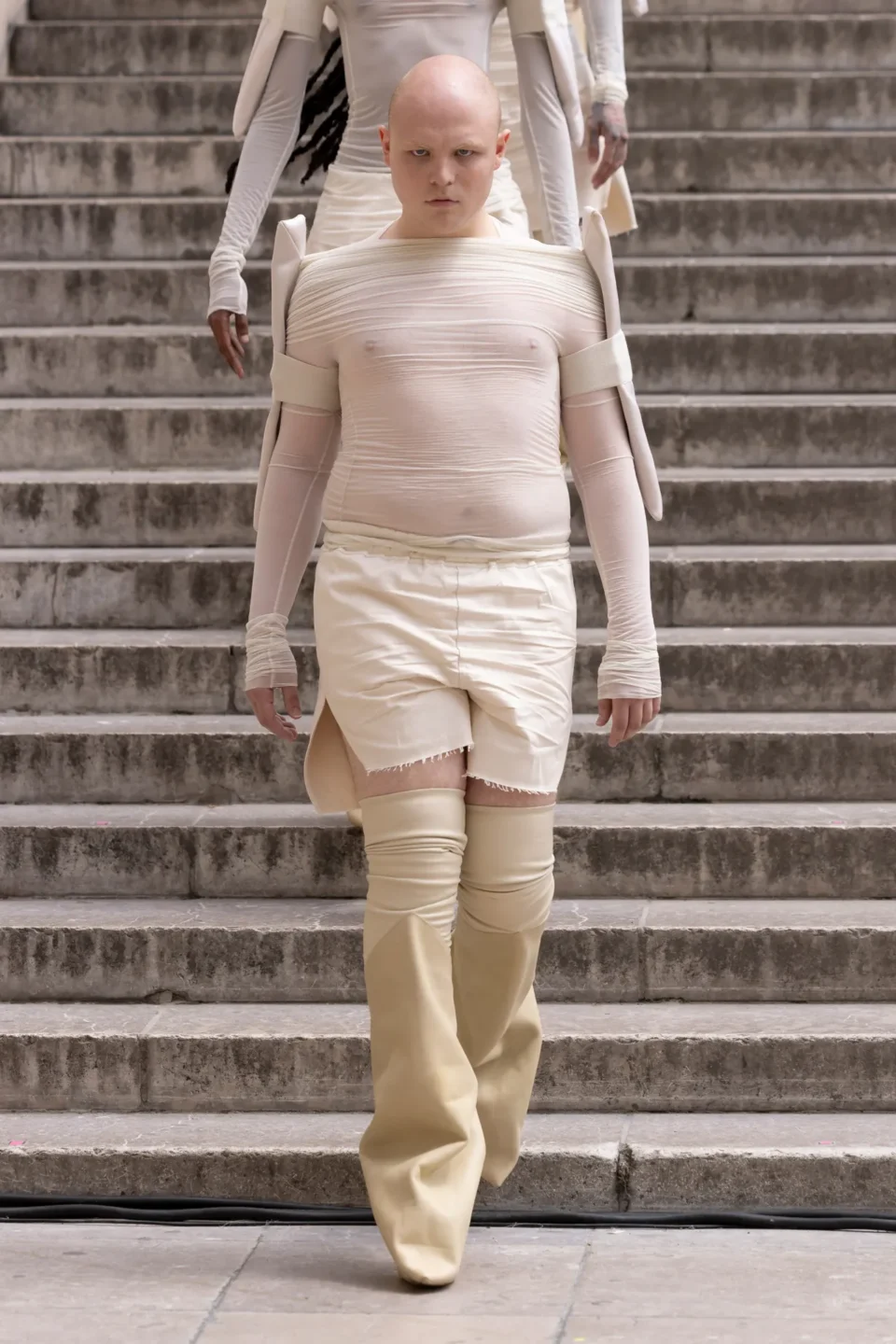 00003-rick-owens-spring-2025-menswear-credit-owenscorp-brand