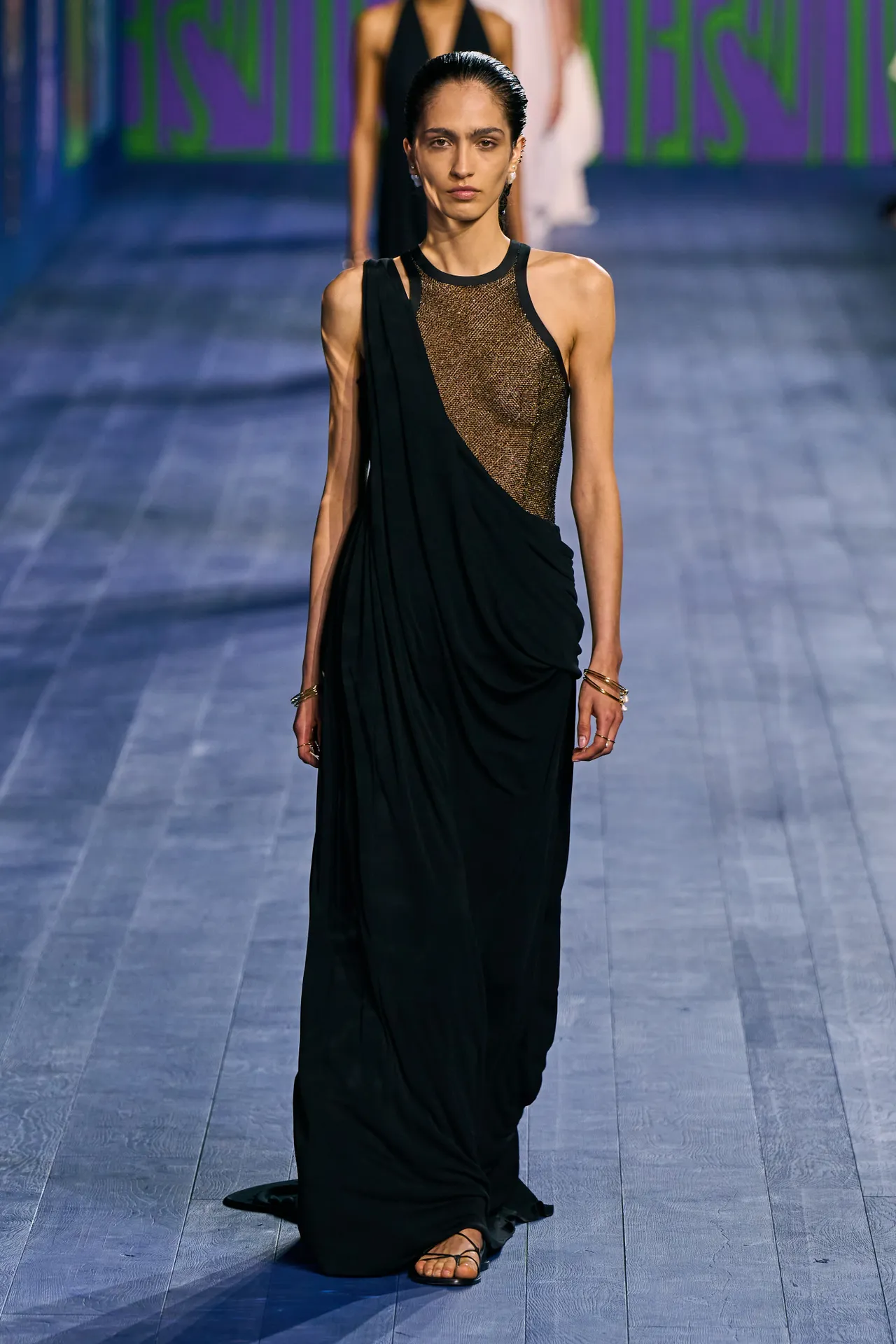 00004-christian-dior-fall-2024-couture-credit-gorunway