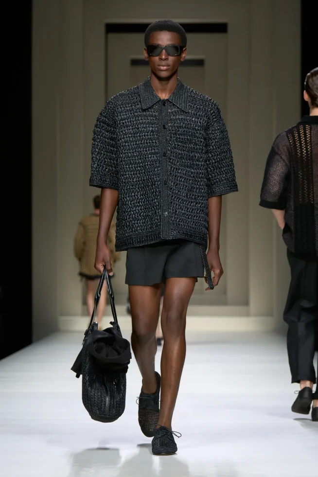 00004-dolce-and-gabbana-spring-2025-menswear-credit-gorunway