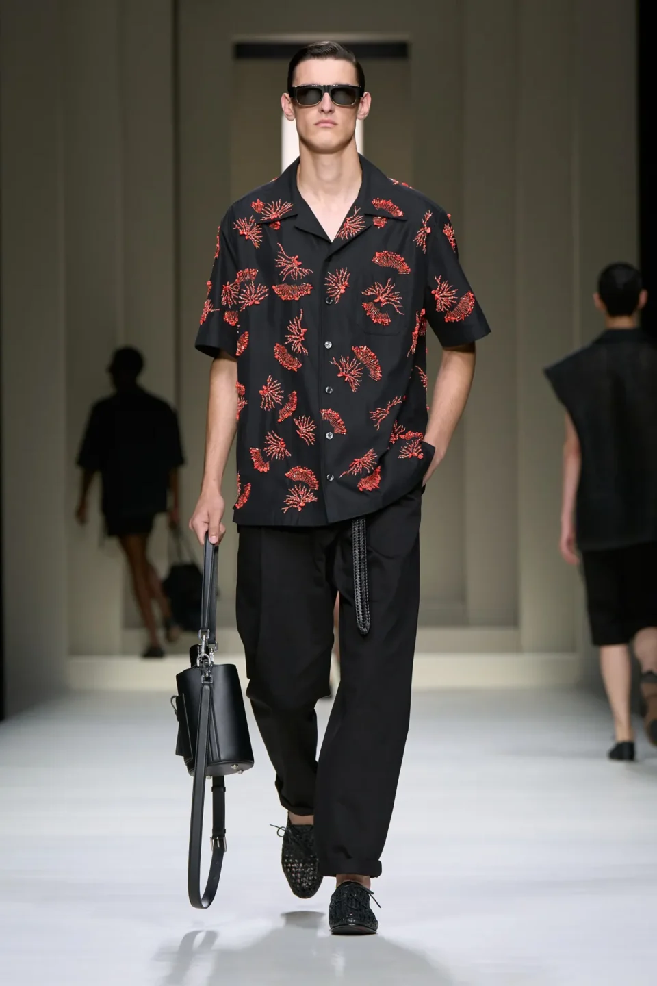 00007-dolce-and-gabbana-spring-2025-menswear-credit-gorunway