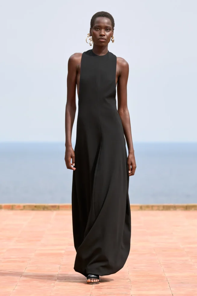 00008-jacquemus-fall-24-ready-to-wear-credit-gorunway