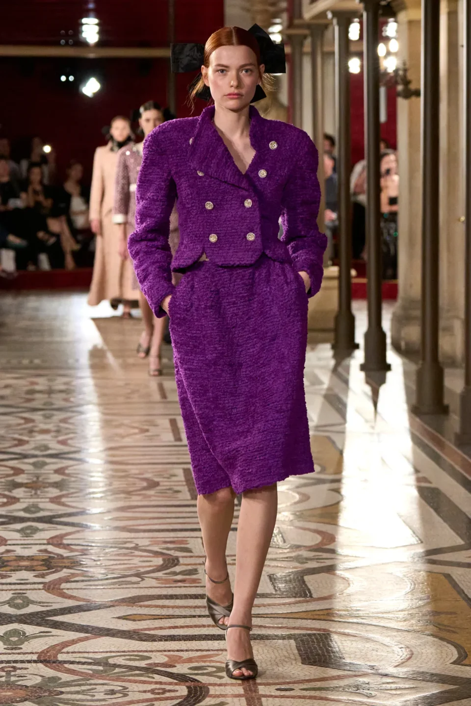 00009-chanel-fall-2024-couture-credit-gorunway
