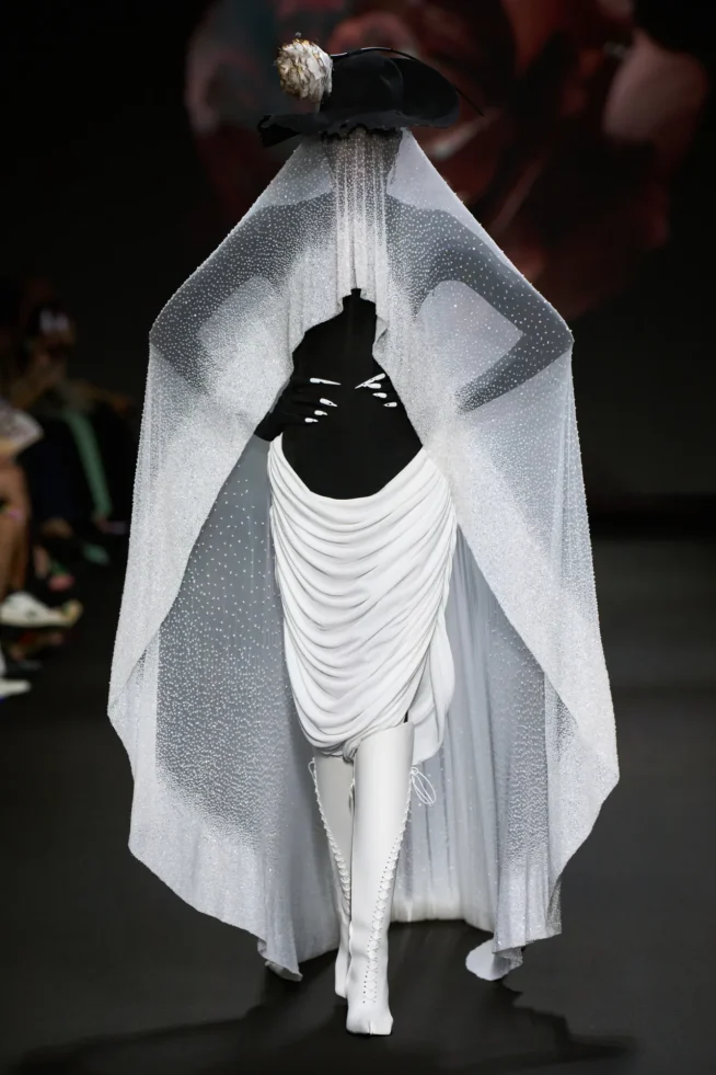00009-robert-wun-fall-2024-couture-credit-gorunway