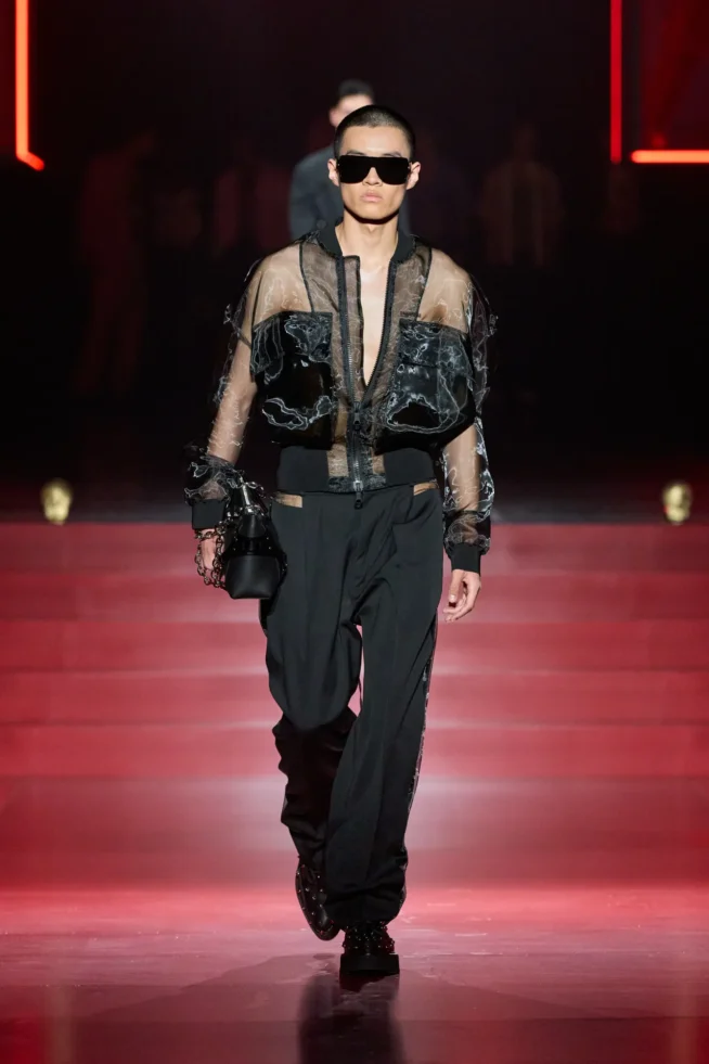 00010-dsquared2-spring-2025-menswear-credit-gorunway