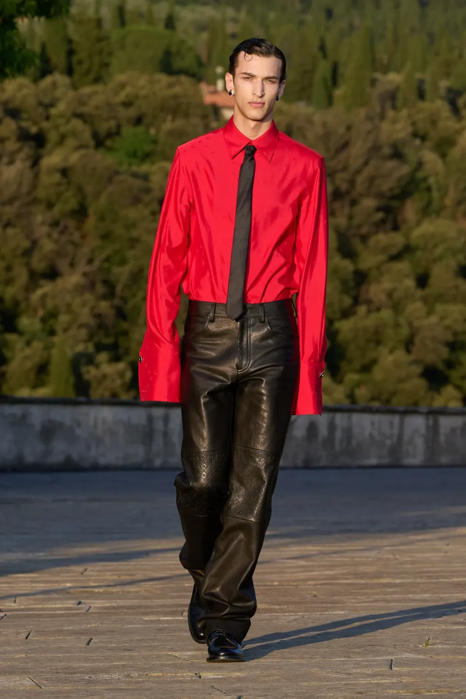 00010-marine-serre-spring-2025-menswear-credit-gorunway