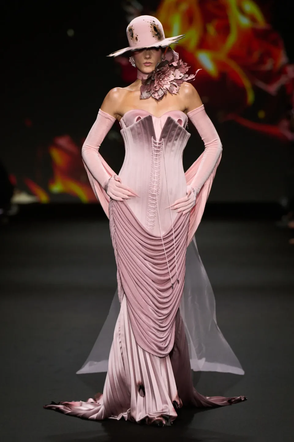 00010-robert-wun-fall-2024-couture-credit-gorunway