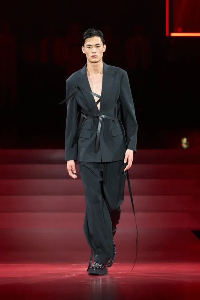 00011-dsquared2-spring-2025-menswear-credit-gorunway