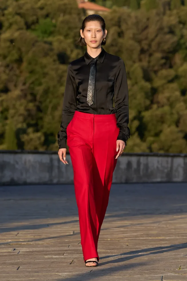 00011-marine-serre-spring-2025-menswear-credit-gorunway