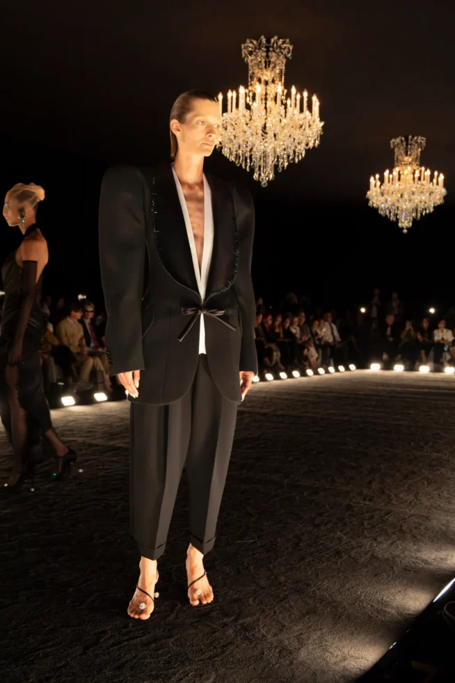 00011-schiaparelli-fall-2024-couture-credit-brand