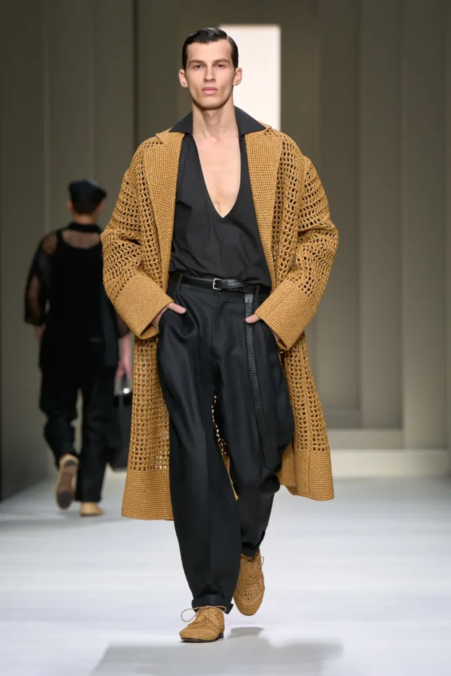00012-dolce-and-gabbana-spring-2025-menswear-credit-gorunway