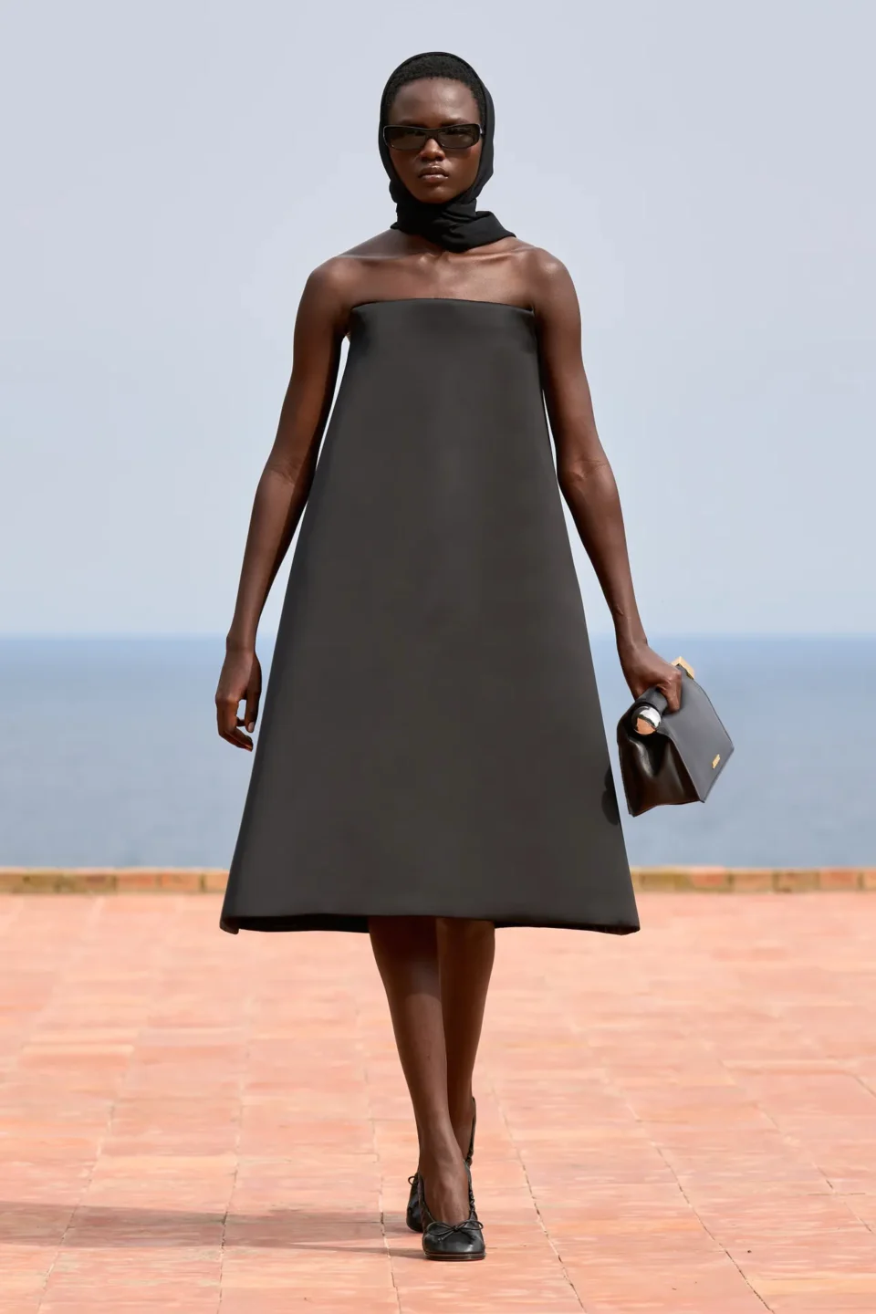 00012-jacquemus-fall-24-ready-to-wear-credit-gorunway