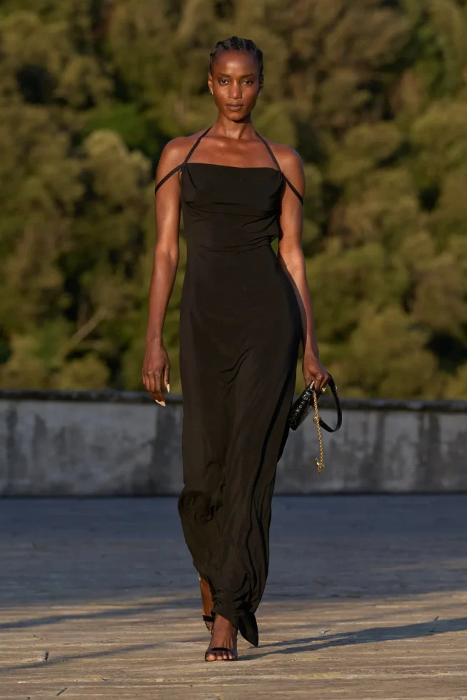 00012-marine-serre-spring-2025-menswear-credit-gorunway