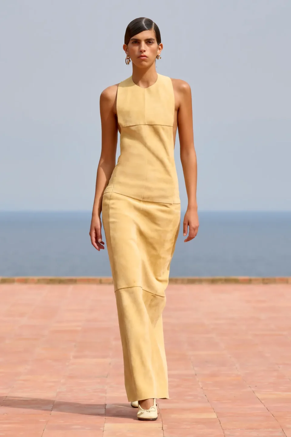 00013-jacquemus-fall-24-ready-to-wear-credit-gorunway