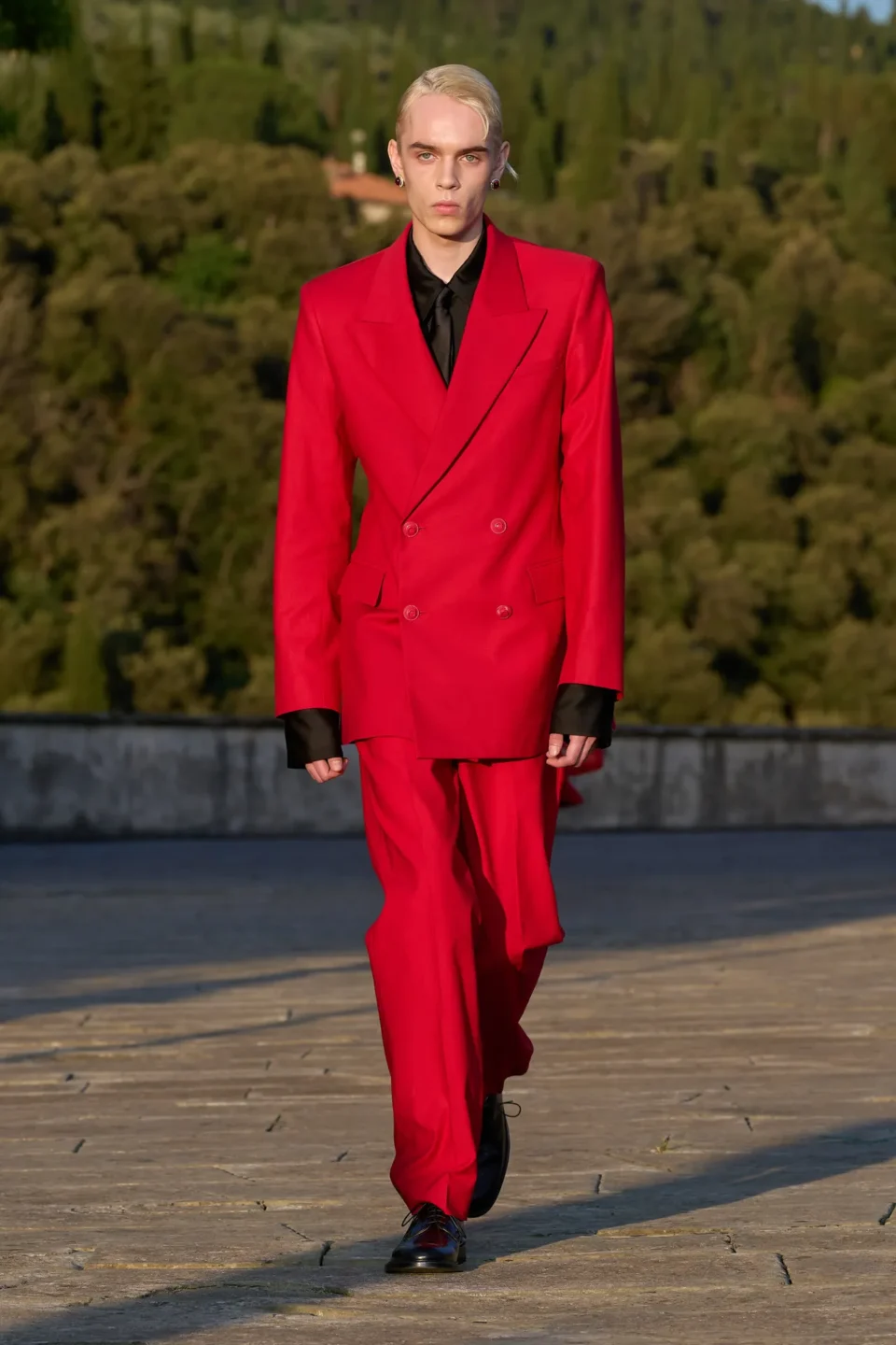 00013-marine-serre-spring-2025-menswear-credit-gorunway