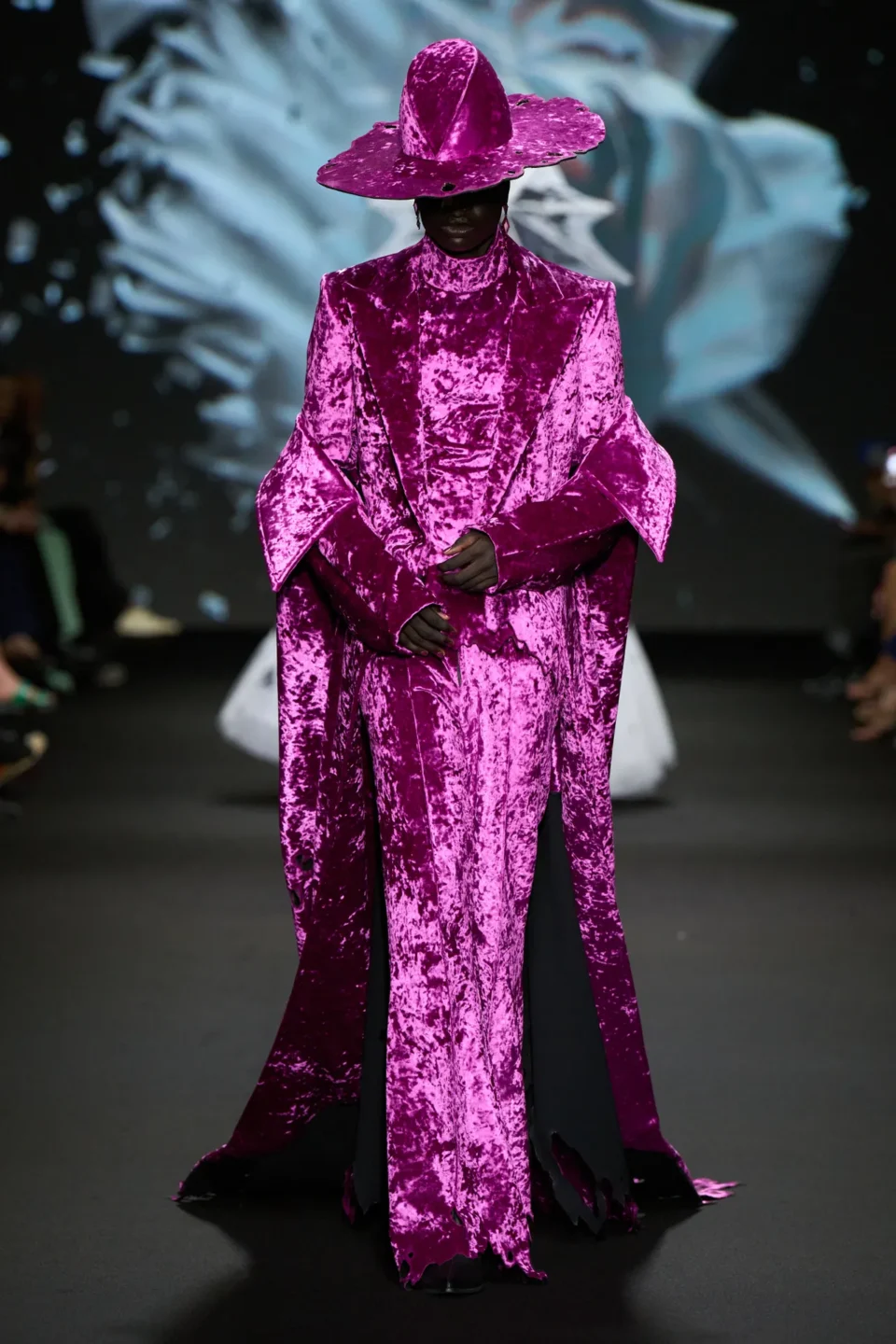 00015-robert-wun-fall-2024-couture-credit-gorunway