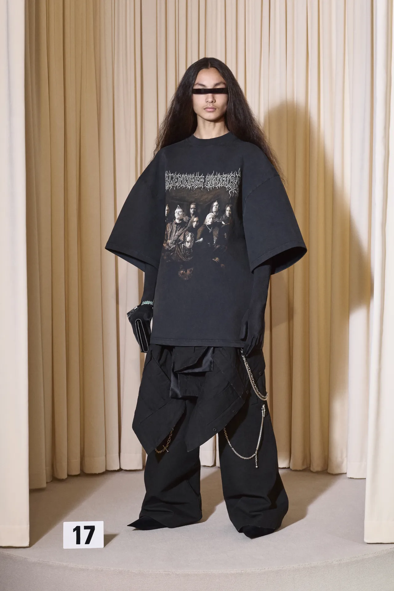 00017-balenciaga-fall-24-couture-credit-brand