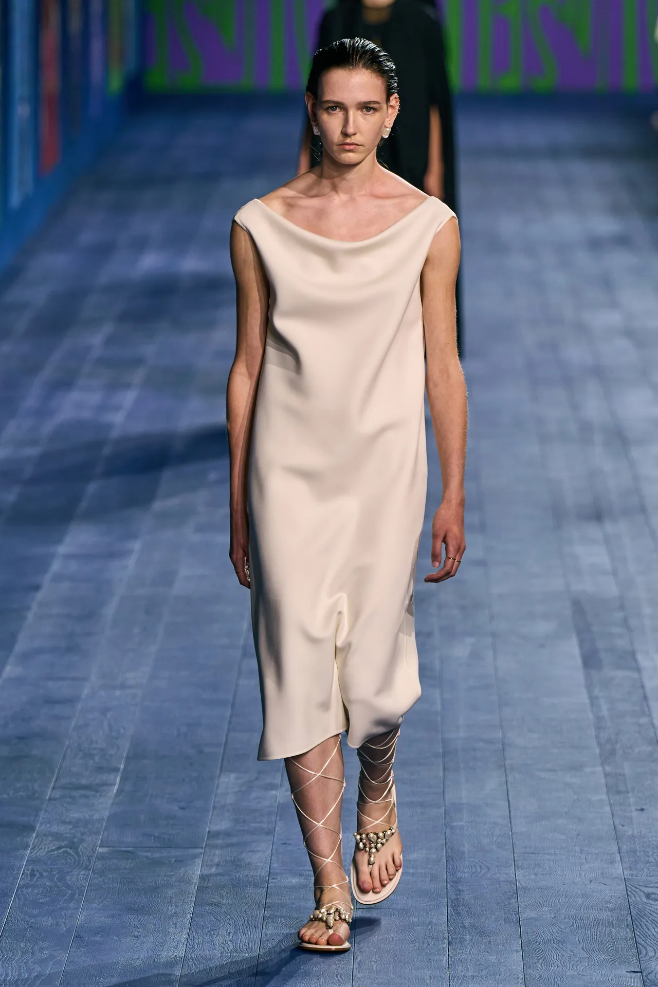 00017-christian-dior-fall-2024-couture-credit-gorunway