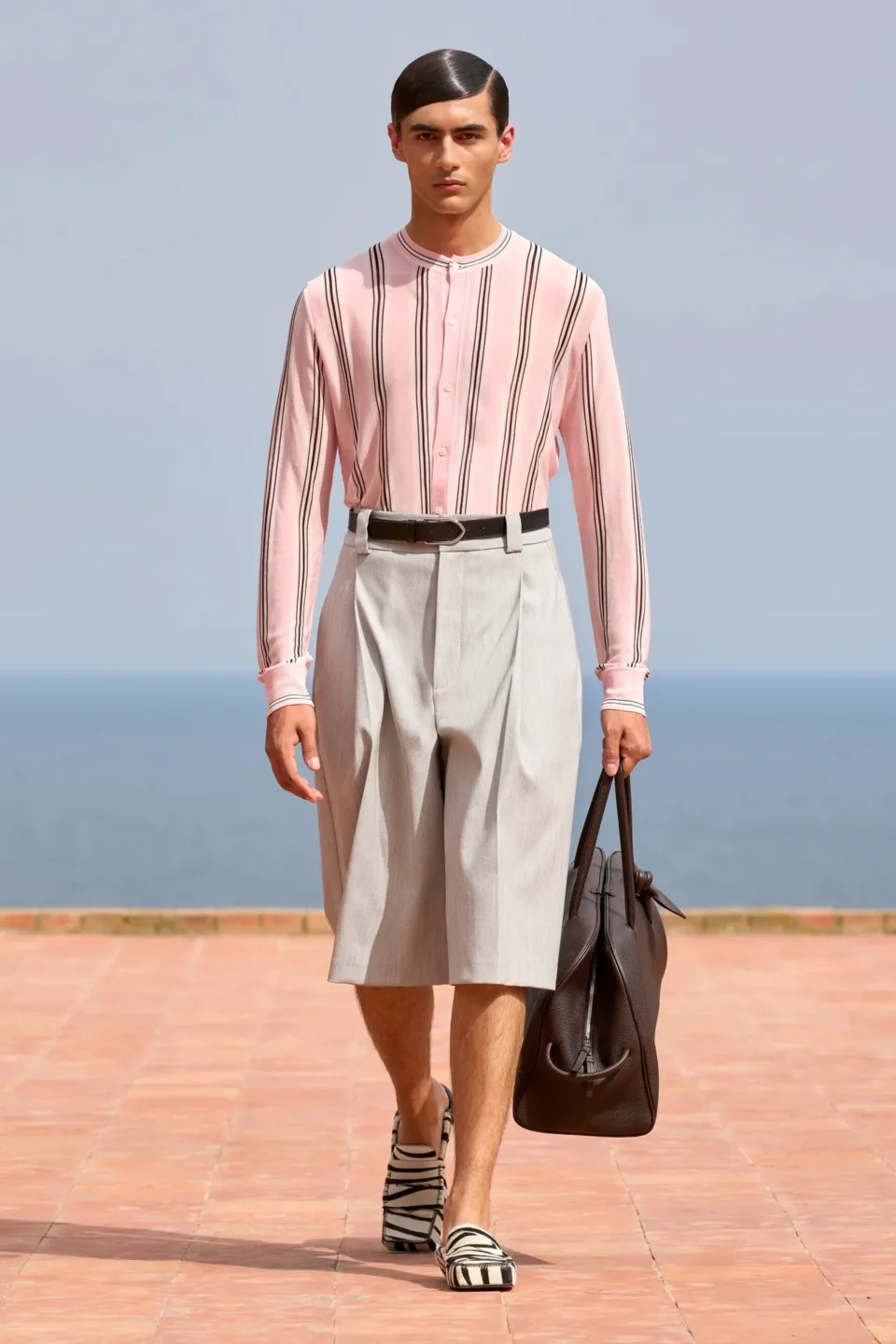 00017-jacquemus-fall-24-ready-to-wear-credit-gorunway