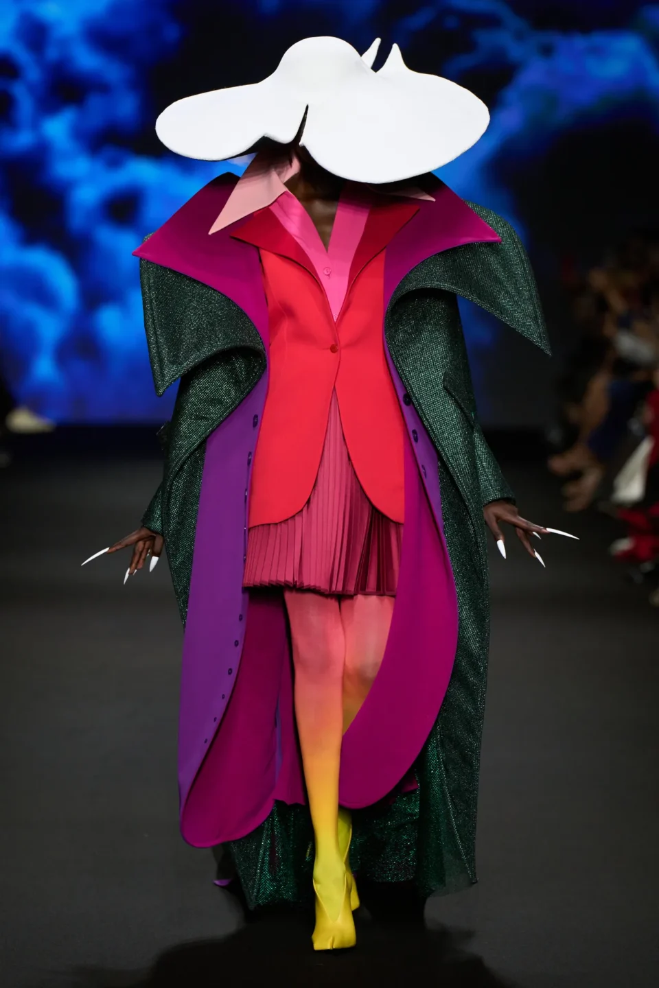 00017-robert-wun-fall-2024-couture-credit-gorunway