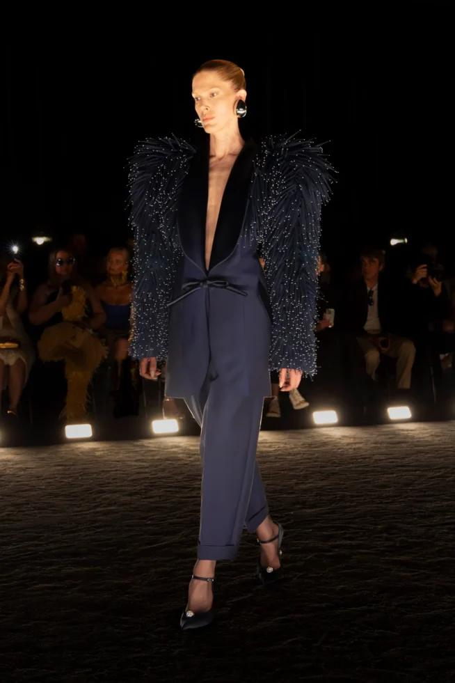 00017-schiaparelli-fall-2024-couture-credit-brand