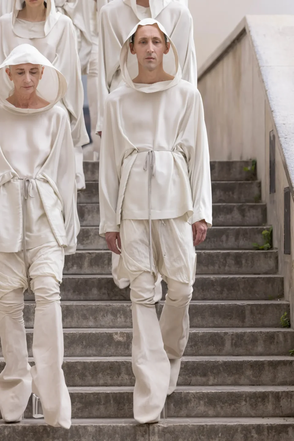00018-rick-owens-spring-2025-menswear-credit-owenscorp-brand