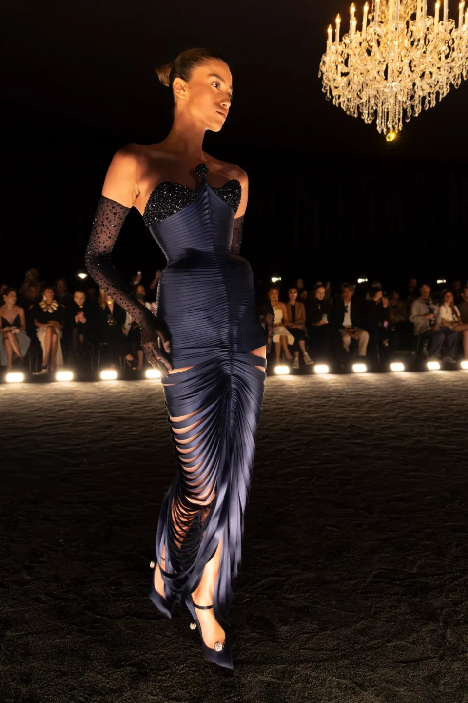 00018-schiaparelli-fall-2024-couture-credit-brand