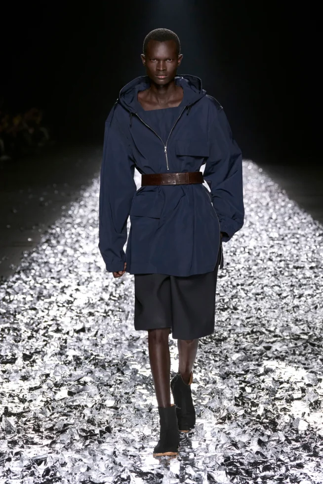 00019-dries-van-noten-spring-2025-menswear-credit-gorunway