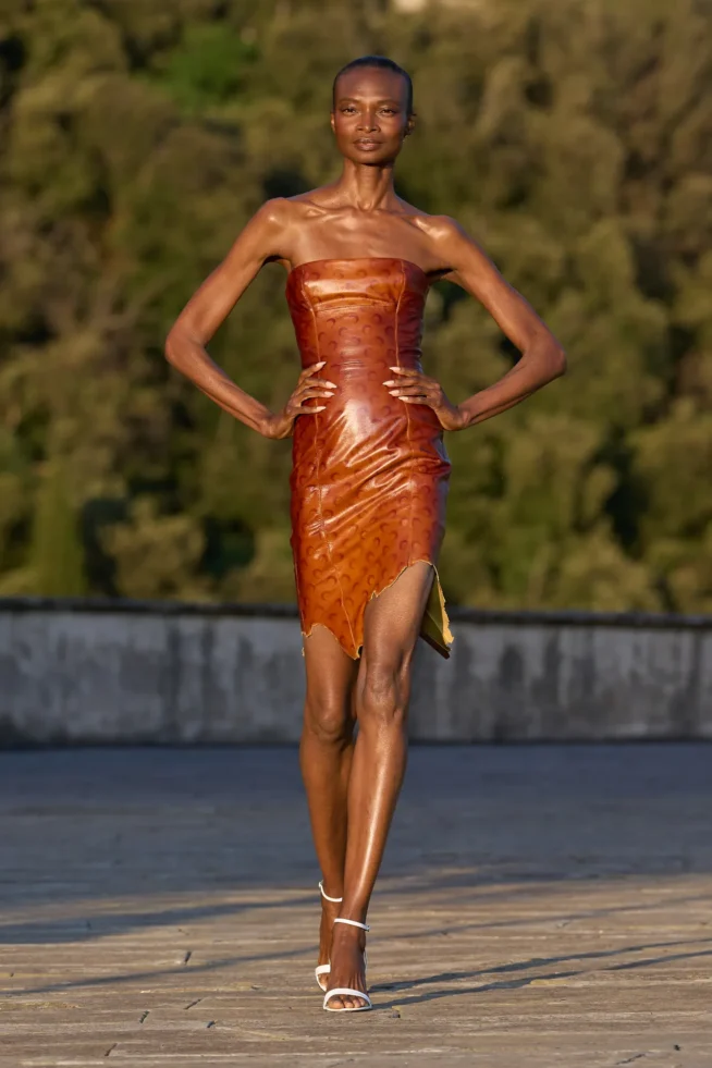 00019-marine-serre-spring-2025-menswear-credit-gorunway