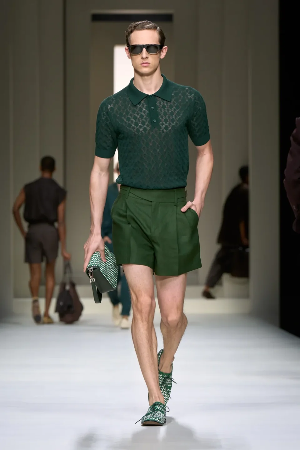 00020-dolce-and-gabbana-spring-2025-menswear-credit-gorunway