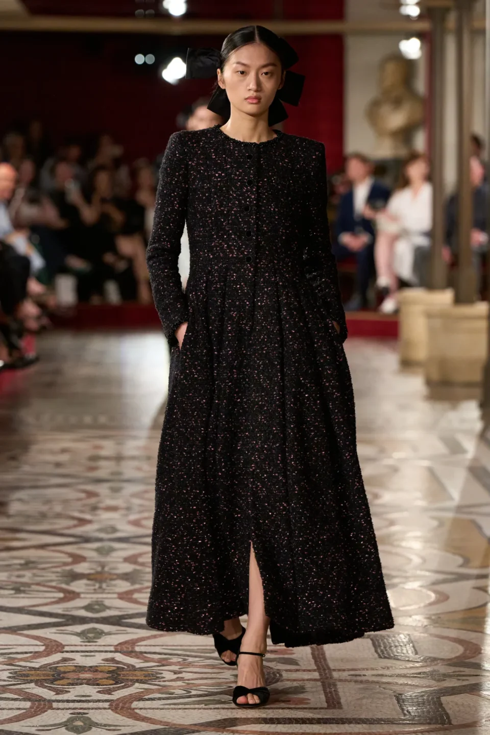 00021-chanel-fall-2024-couture-credit-gorunway