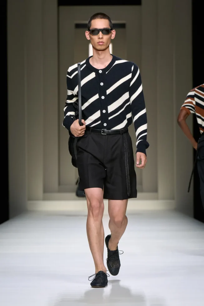 00024-dolce-and-gabbana-spring-2025-menswear-credit-gorunway