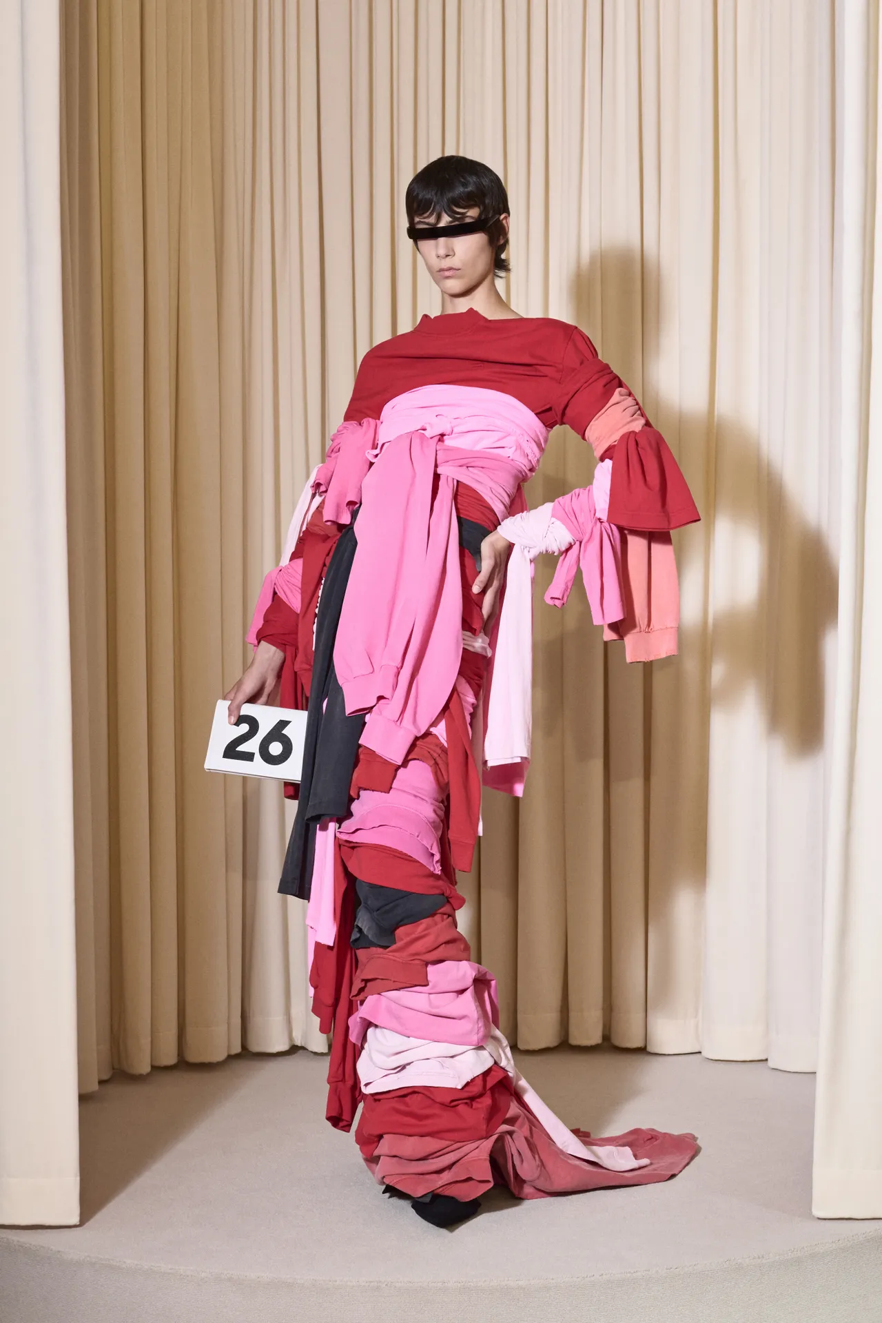 00026-balenciaga-fall-24-couture-credit-brand