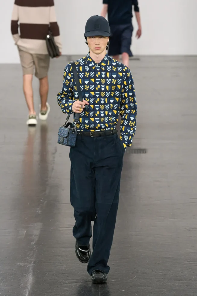 00026-fendi-spring-2025-menswear-credit-gorunway