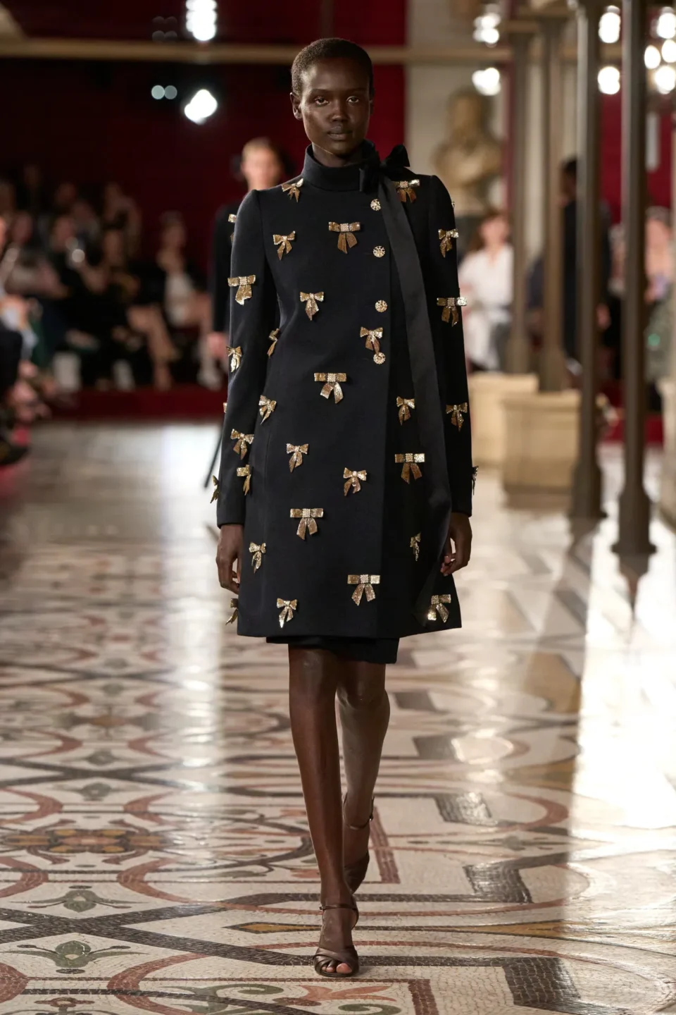 00027-chanel-fall-2024-couture-credit-gorunway