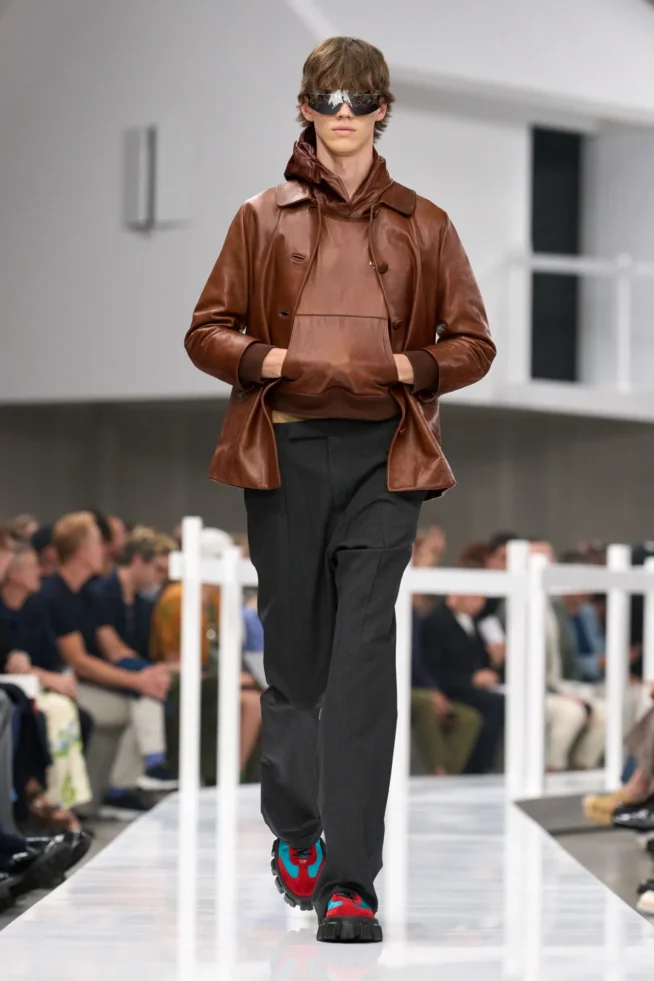 00027-prada-spring-2025-menswear-credit-gorunway