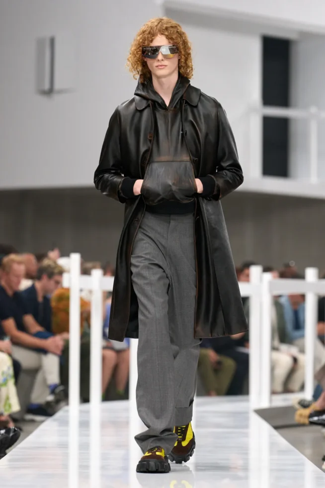 00028-prada-spring-2025-menswear-credit-gorunway