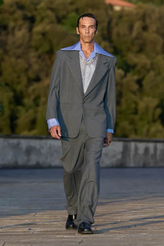 00029-marine-serre-spring-2025-menswear-credit-gorunway