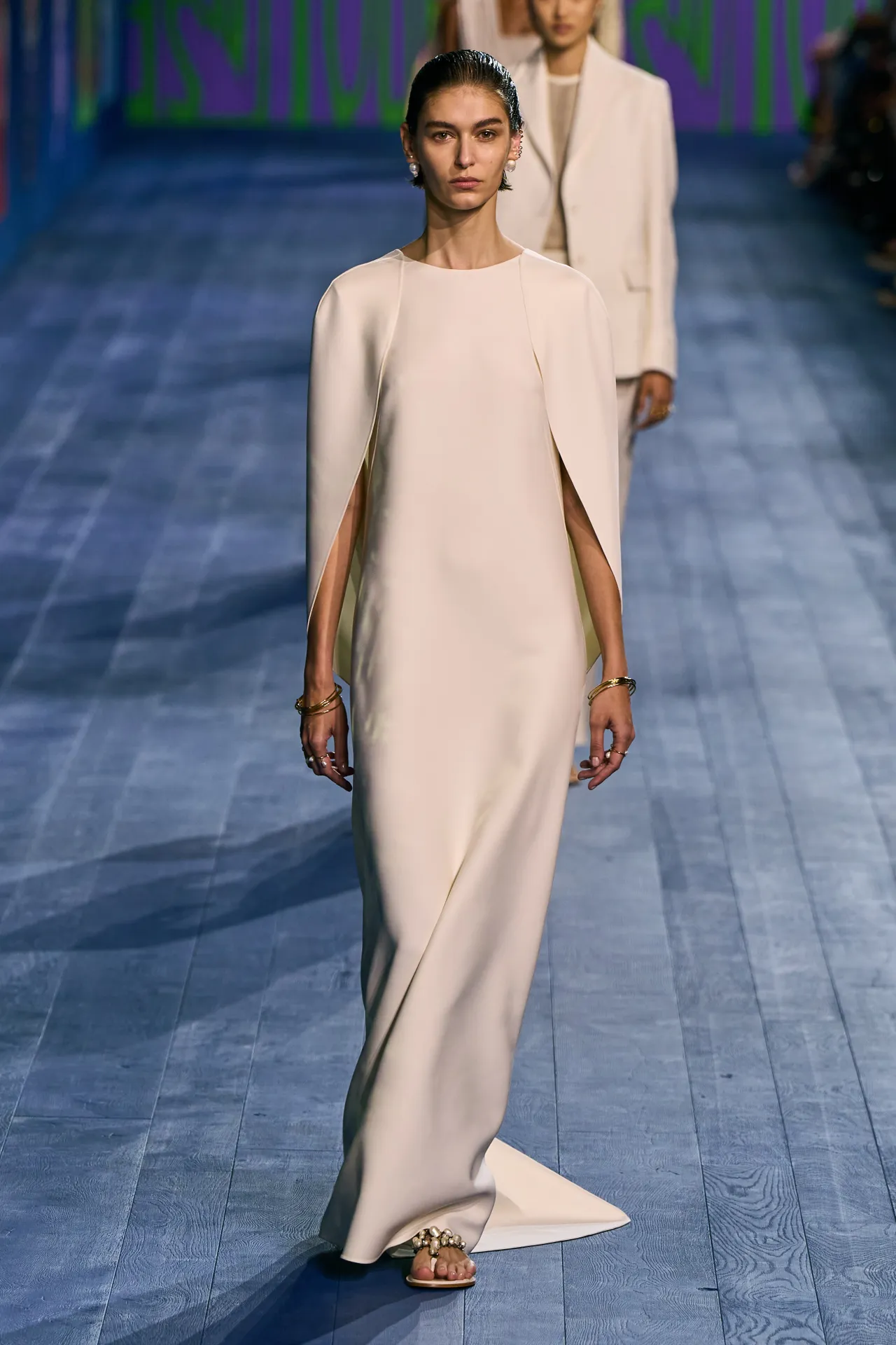 00030-christian-dior-fall-2024-couture-credit-gorunway