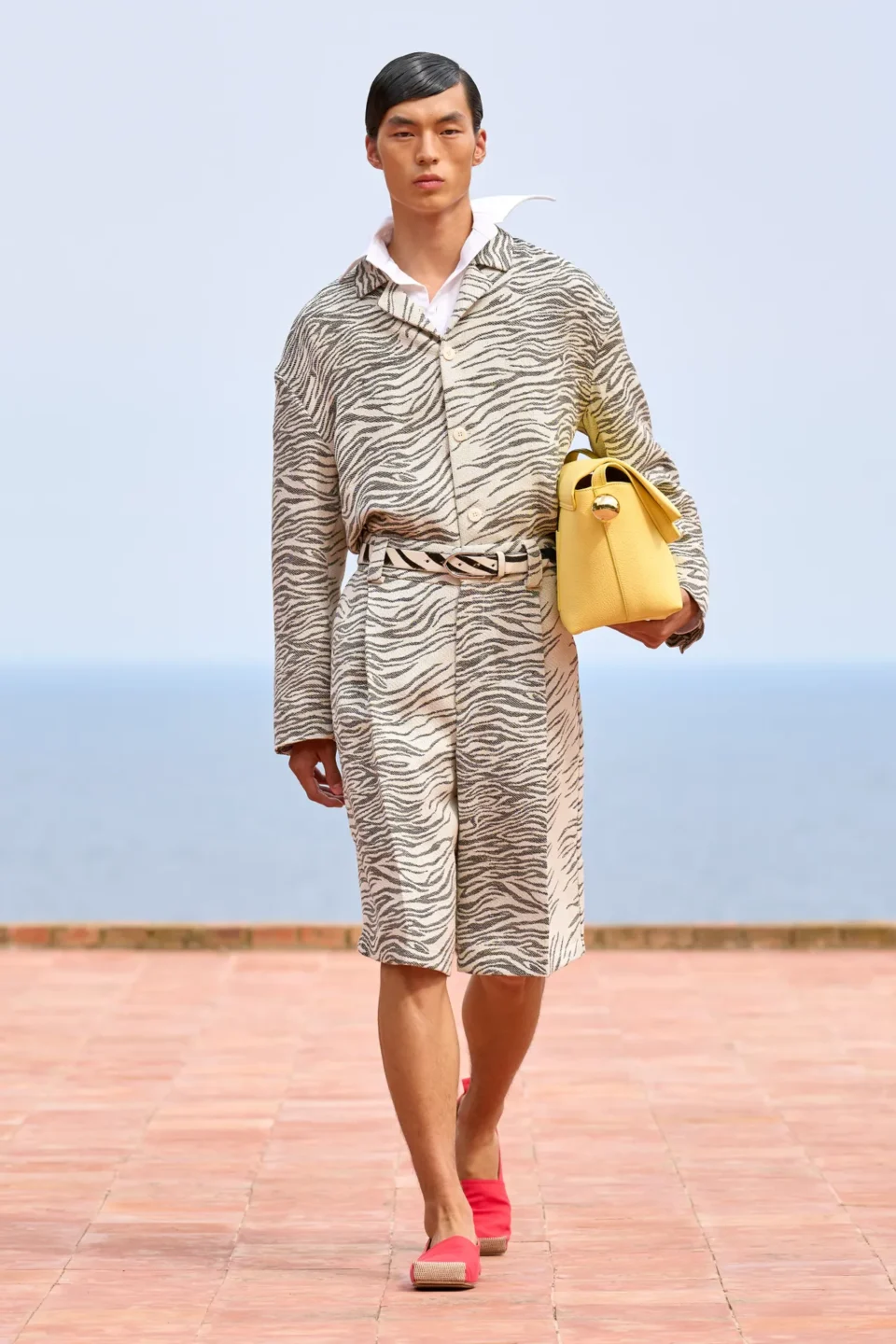 00030-jacquemus-fall-24-ready-to-wear-credit-gorunway