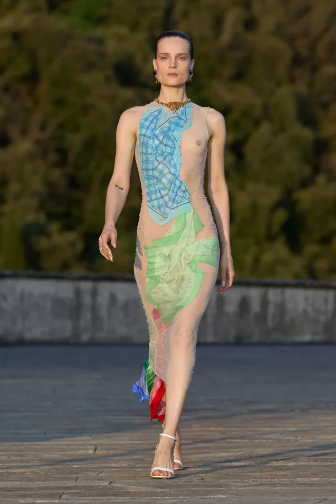 00030-marine-serre-spring-2025-menswear-credit-gorunway