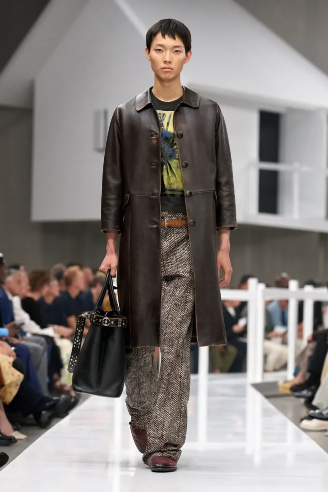 00030-prada-spring-2025-menswear-credit-gorunway