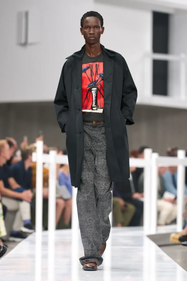 00031-prada-spring-2025-menswear-credit-gorunway