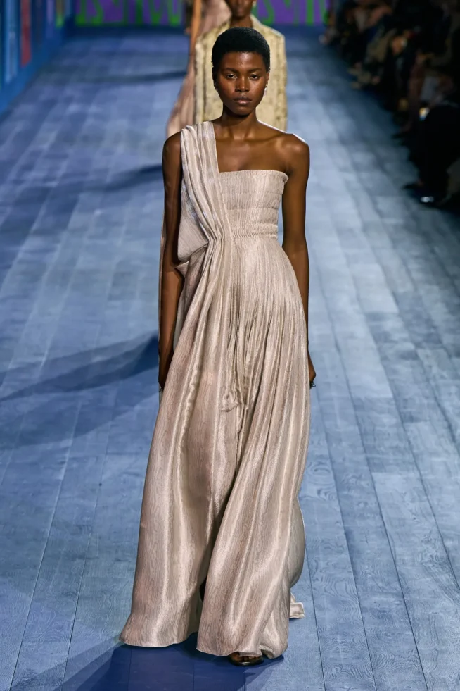 00032-christian-dior-fall-2024-couture-credit-gorunway