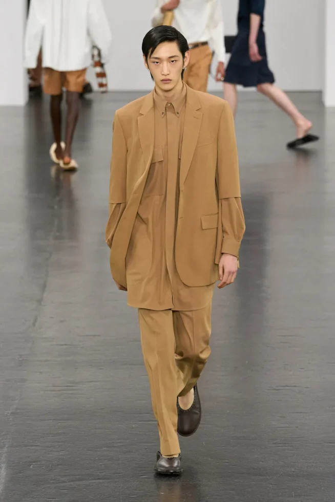 00032-fendi-spring-2025-menswear-credit-gorunway
