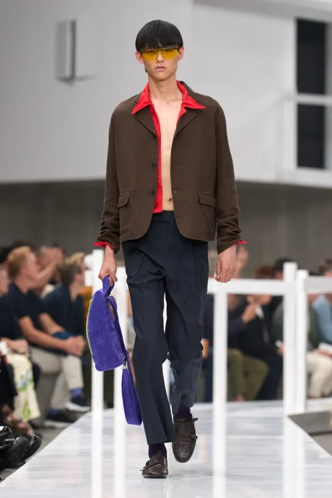 00032-prada-spring-2025-menswear-credit-gorunway