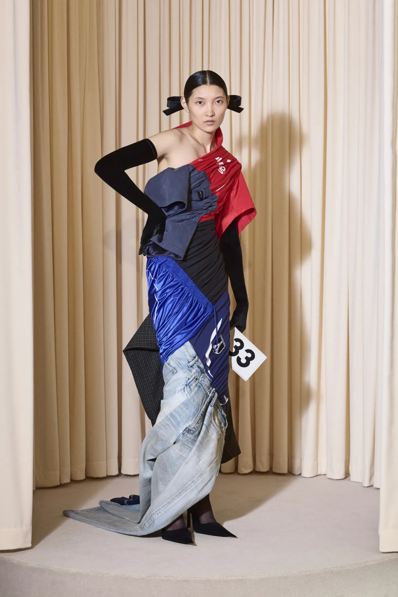 00033-balenciaga-fall-24-couture-credit-brand
