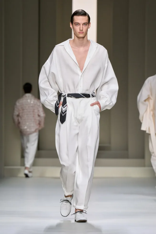 00033-dolce-and-gabbana-spring-2025-menswear-credit-gorunway